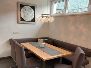 Ferienwohnung Haag_Wohnküche_Essbereich_Esstisch_A