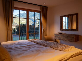 66169305455f79d71d0bd5cf_RS6-min