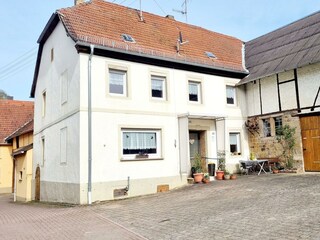 Michel_Living_Abtweiler_Ferienwohnungen_Sonne_Hof