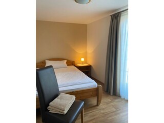 2. Schlafzimmer Weißburgunder