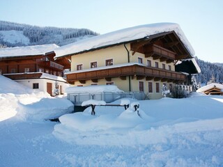 Urlaub am Bauernhof in herrlicher Winterwelt