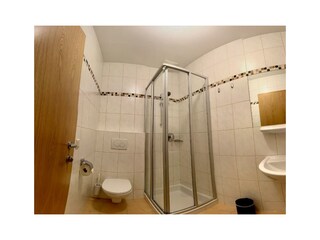 Badezimmer - Apartment "Kraftplatz Lärchenstein"