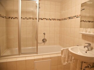 Apartment Kraftplatz Schwarze Lacke