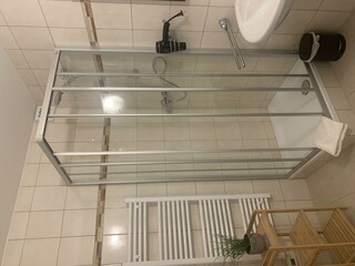 Badezimmer Apartment "Kraftplatz Schwarze-Lacke"