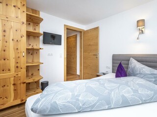 ...2. Zimmer