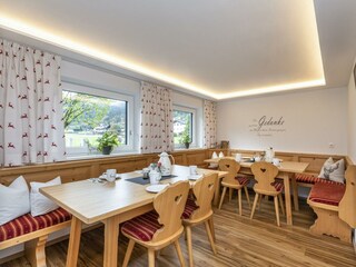 Unser Frühstücks- Raum
