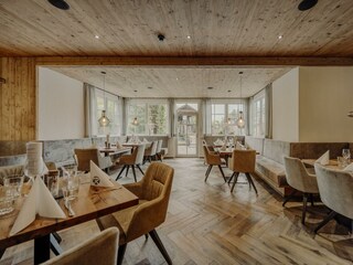 restaurant-1