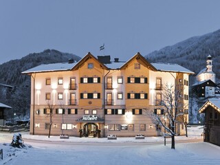 Haupthaus Reslwirt im Winter