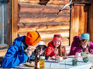 08.02.23_bildbegleitung-zooom-imageproduction 2 ©