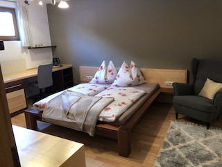Doppelzimmer DU/WC-"Souterrain"