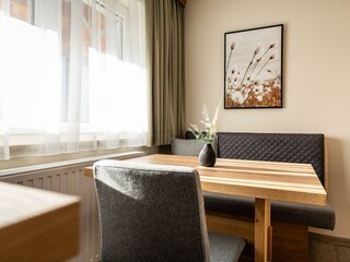 Appartement Top 3 Wollgras-Essbereich-Esstisch