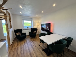 Lounge + Frühstücksraum