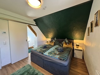 tiny harmony room