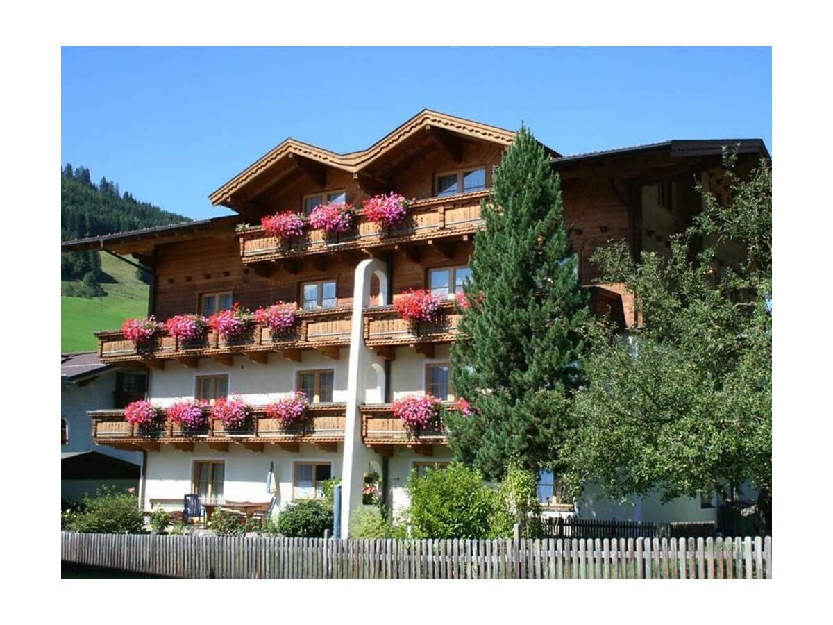 pension_lothringerhof_dorfgastein_haus_sommer