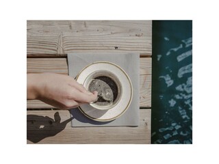 _77A2411