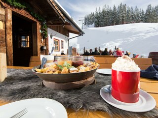 Huettenkulinarik_Jungerstube_(C) Gasteinertal Tour