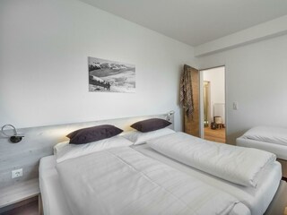 Blick aus Schlafzimmer Richtung Vorraum