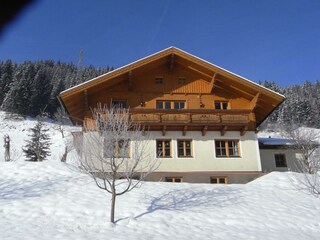 Appartement-Praeau-Gut-Dorfgastein-Winter-Haus