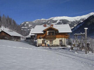 Appartement-Praeau-Gut-Dorfgastein-Haus-Winter