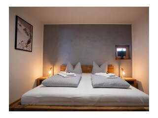 Schlafzimmer 1 im EG