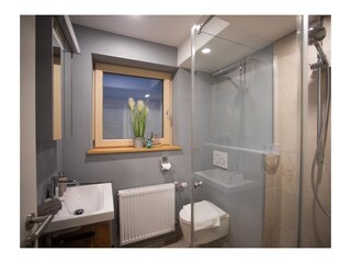 Duschbad im Untergeschoss