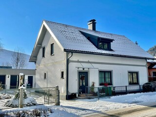 Aussenansicht und Eingang