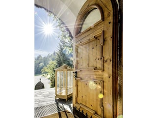 eingangstuer_schloss-thannegg_DSC8526_ret_cc