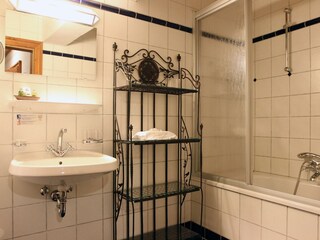 Badezimmer Appartement (Kemenate)