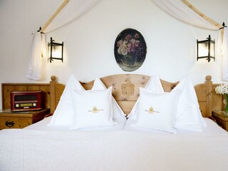 doppelbett_schloss-thannegg_DSC9623