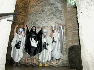 geisterkostuem_Schloss_Thannegg_Geisterstunde