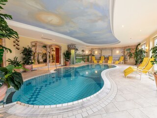 Reisslerhof-Apartment-Hallenbad-und-Wellnessbereic