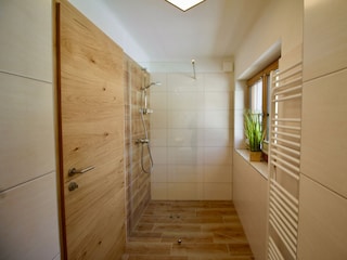 Chalet Mama, Badezimmer EG