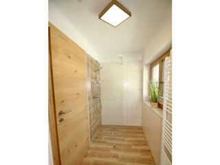 Chalet Mama, Badezimmer EG2