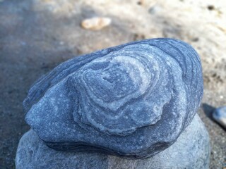 Schöne Steine am Donnersbachufer