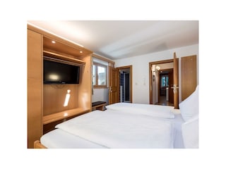 Schlafzimmer Hundstein