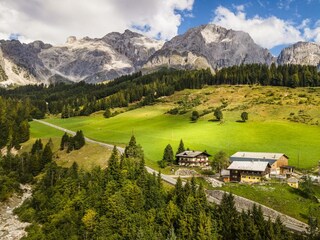 20260826_ElmaugutAussenDrohne_027-Pano_klein