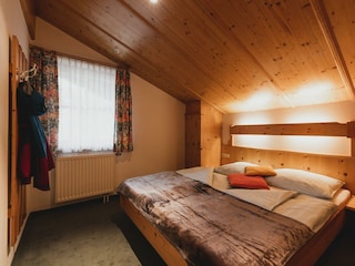Schlafzimmer.