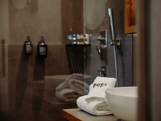 PoSt Maria Alm Detail Badezimmer