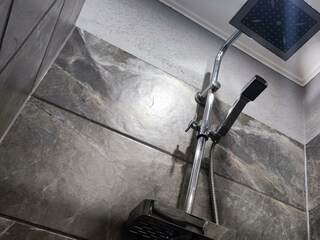 Abgetrennte Regendusche