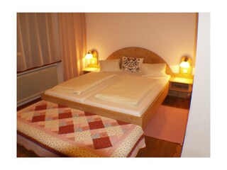 Schlafzimmer3