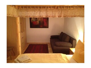 Schlafzimmer 2