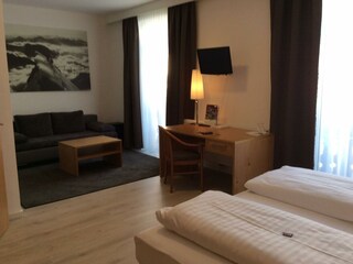 Zimmer233