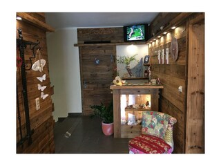 Reception 01