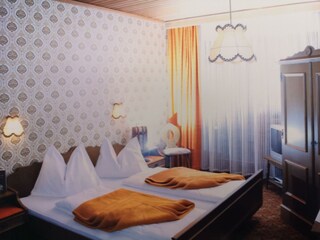 E19154B7-318E-48B9-A20F-724590CF7AE6