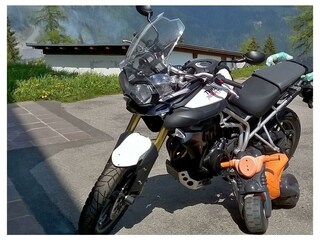 Motorräder große und klein 2