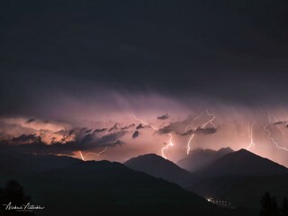 Astronomie auf der Wiese vor dem FICHTENHEIM