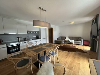 03_AlpenhomeApartment-wz