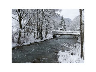 Dölacher Dorfwirtshaus Winterfluss
