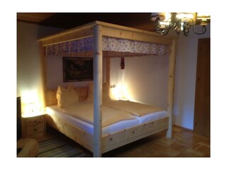Schlafzimmer1