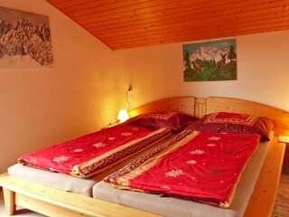 Romantische Schlafzimmer im Hüttenstil